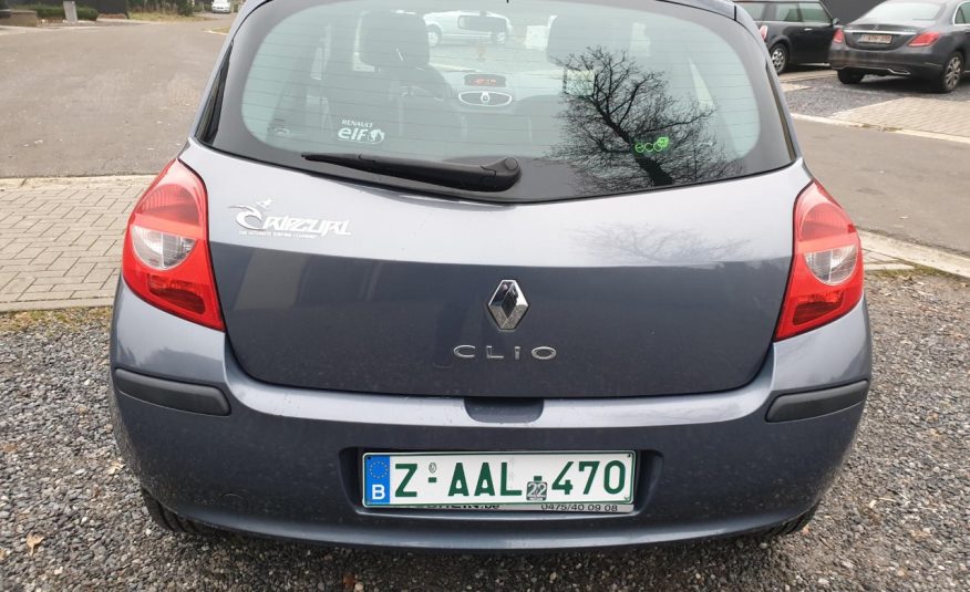 Renault Clio 1.2i benzine groot onderhoud !