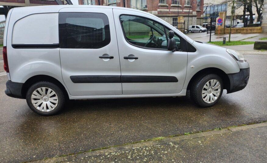 Citroen Berlingo 1.6 HDI 2014 mooie staat !