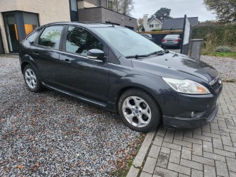 Ford Focus 1.6 TDCI 110 PK amper 142000 km !