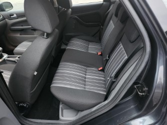 Ford Focus 1.6 TDCI 110 PK amper 142000 km !