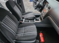 Ford Focus 1.6 TDCI 110 PK amper 142000 km !