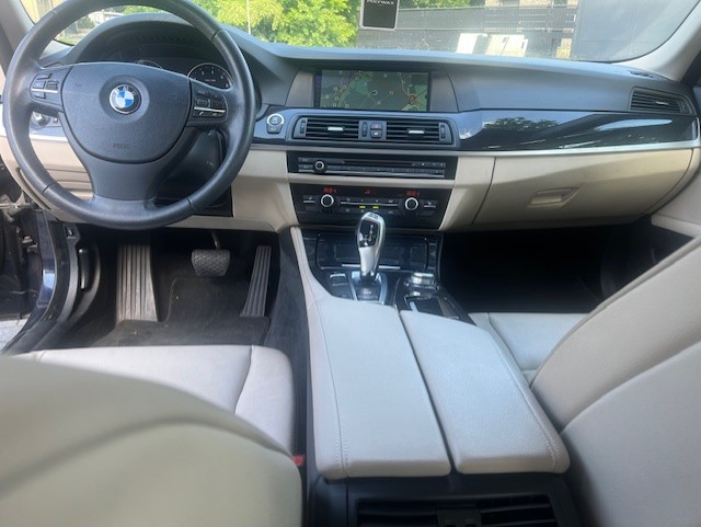 BMW 520i benzine amper 82000 km 1ste eigenaar !