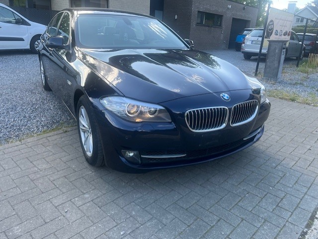 BMW 520i benzine amper 82000 km 1ste eigenaar !